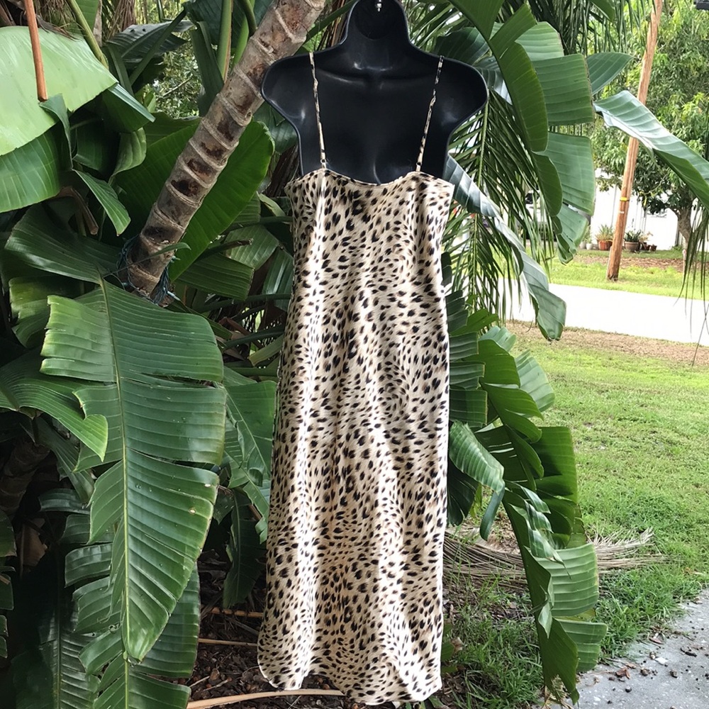 Leopard print slip dress - Picture 6 of 8